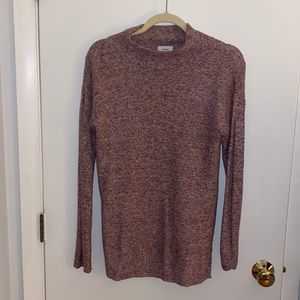 Light weight turtleneck sweater
